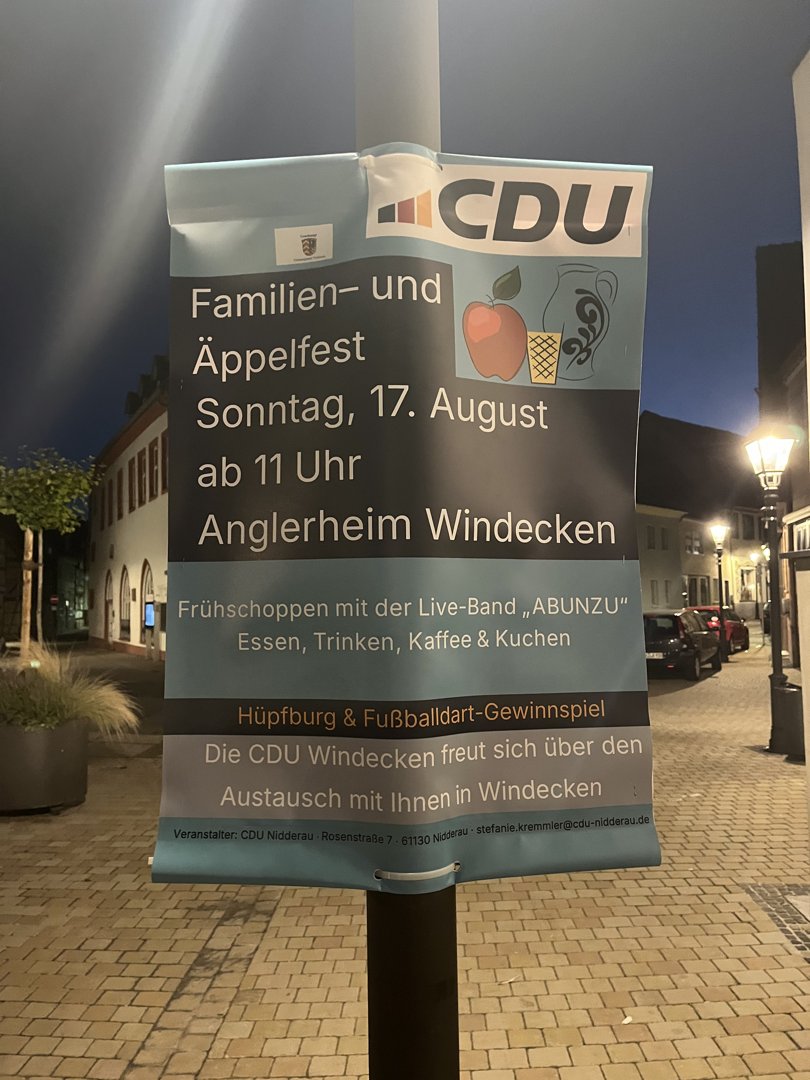 Veranstaltungsplakat: Familien- und Äppelfest